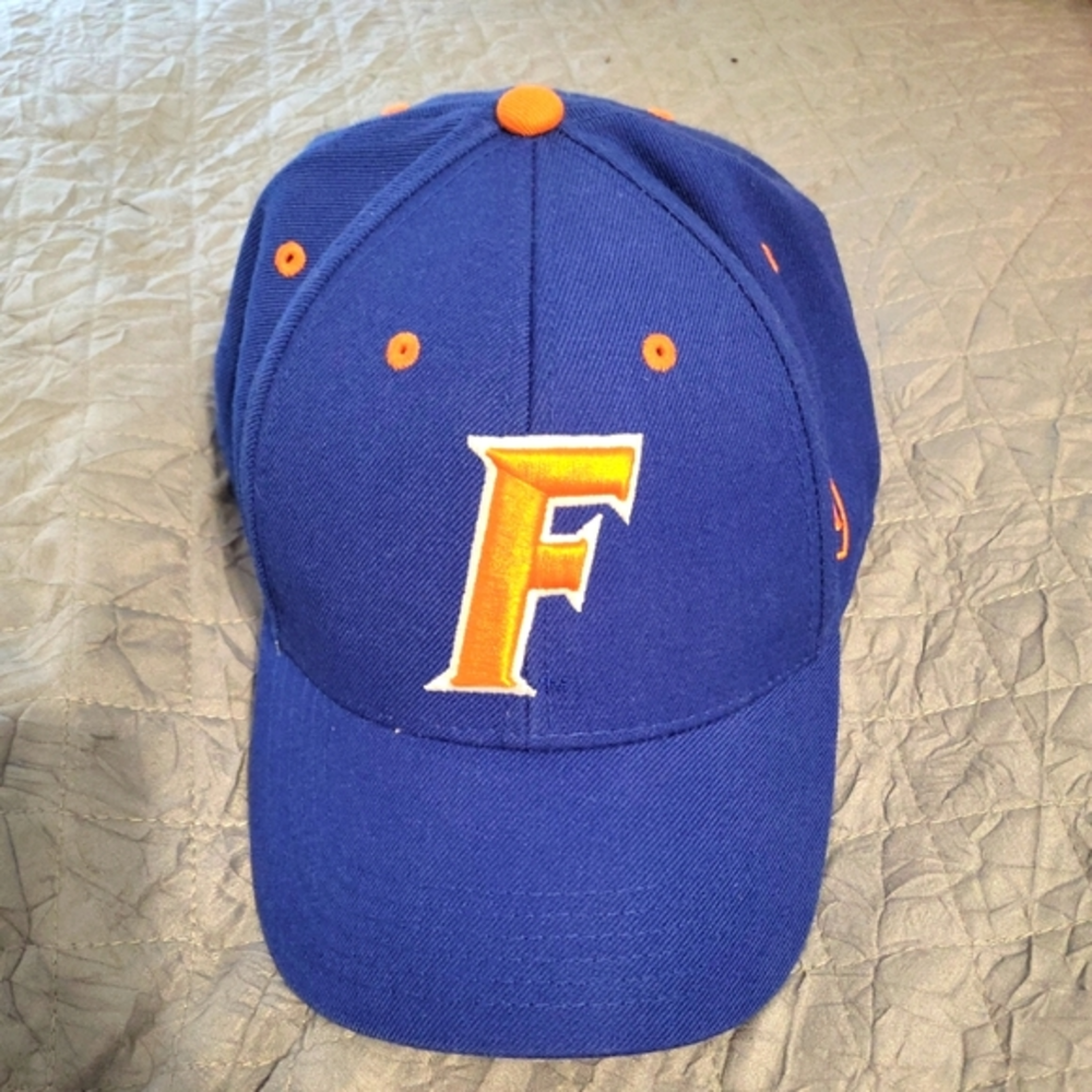Florida Gators Baseball Cap  Size 7 7/8 Blue Stretch Fit Adult Top Of The World‎